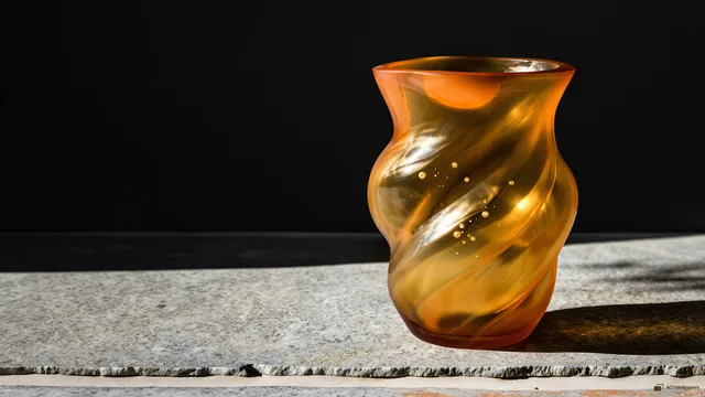 Amber Glass Vessel — Glass sculpture 4K wallpaper