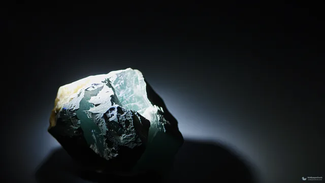 Fluorite Shale Transmission — Crystals & minerals 4K wallpaper