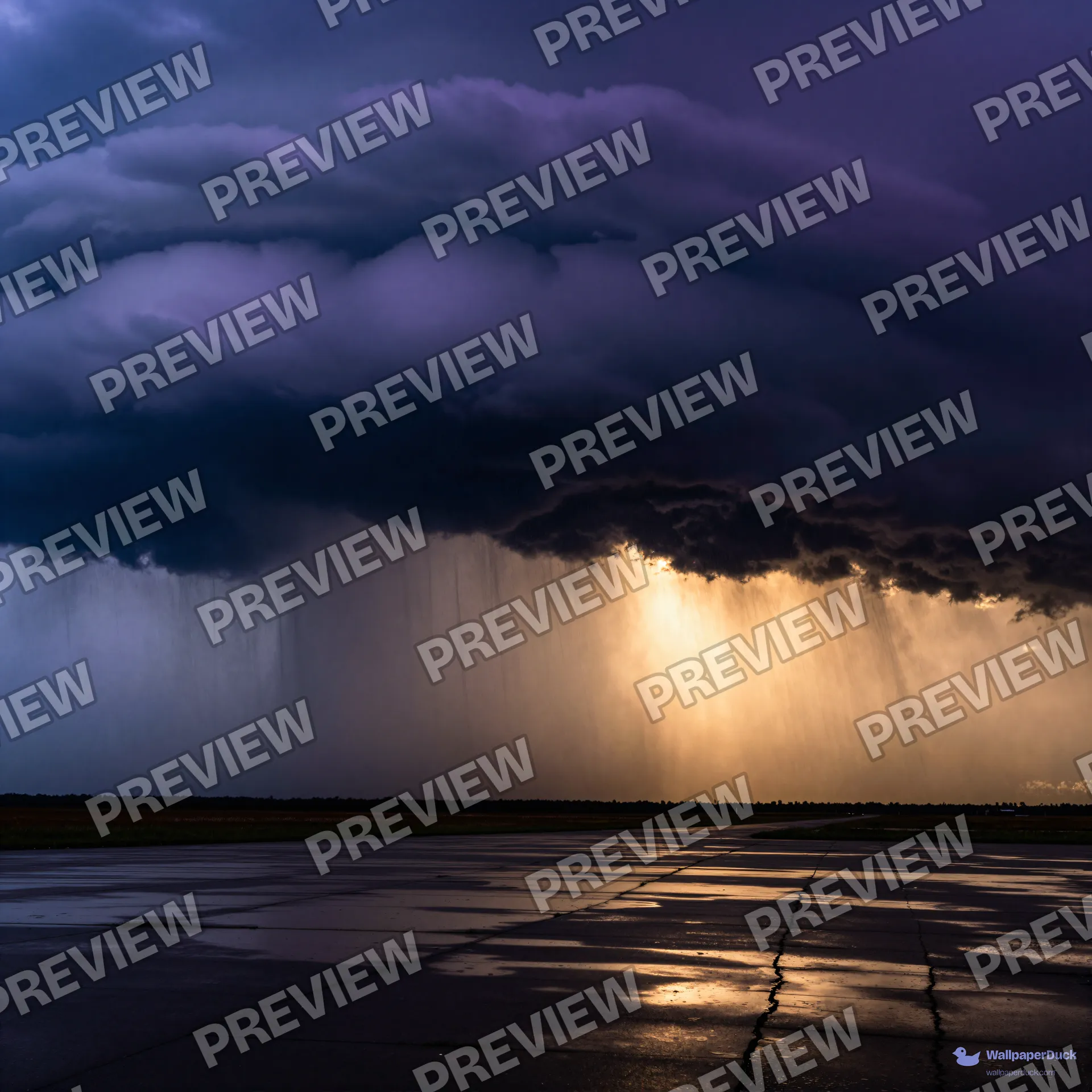 Storm Break Amber — Storm atmosphere 4K wallpaper