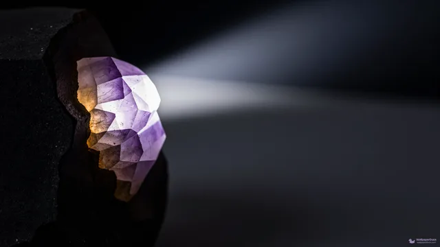 Amethyst Basalt Transmission — Crystals & minerals 4K wallpaper